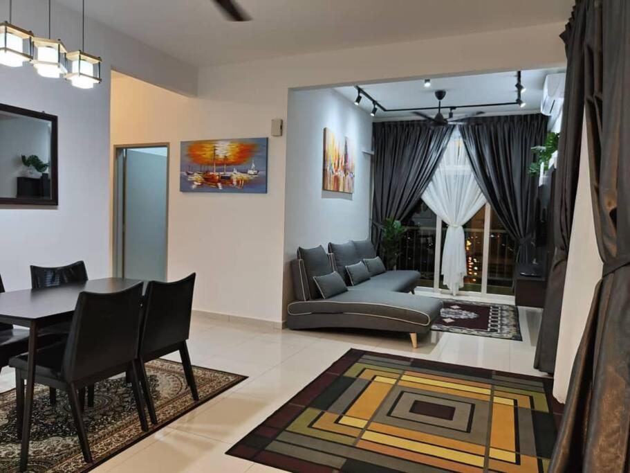 F&H Homestay,Ipoh Bagian luar foto